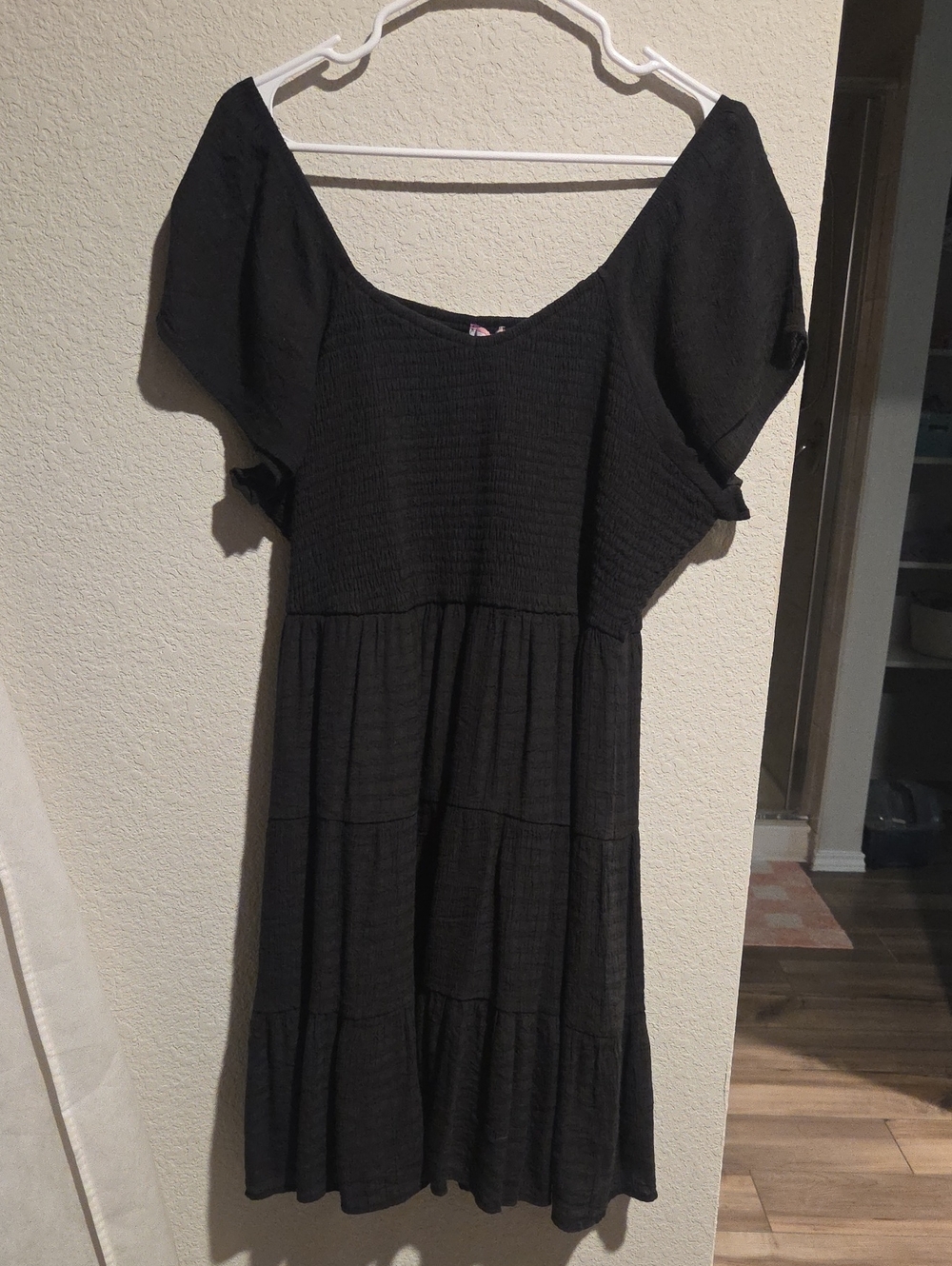 Black Tiered Short Sleeve Midi Dress 2XL
